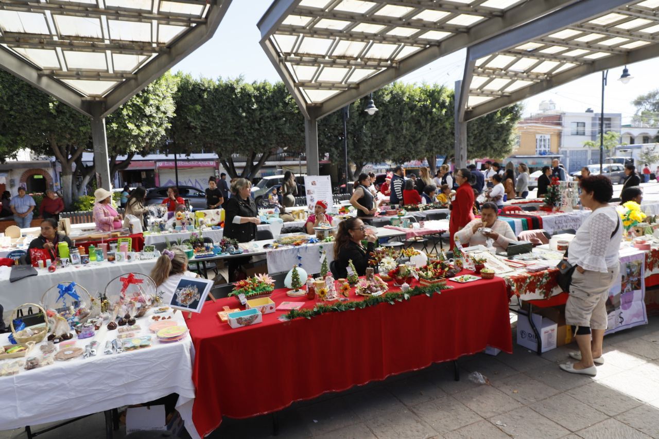 Resalta “Expo Manos Emprendedoras” en Santa María Magdalena