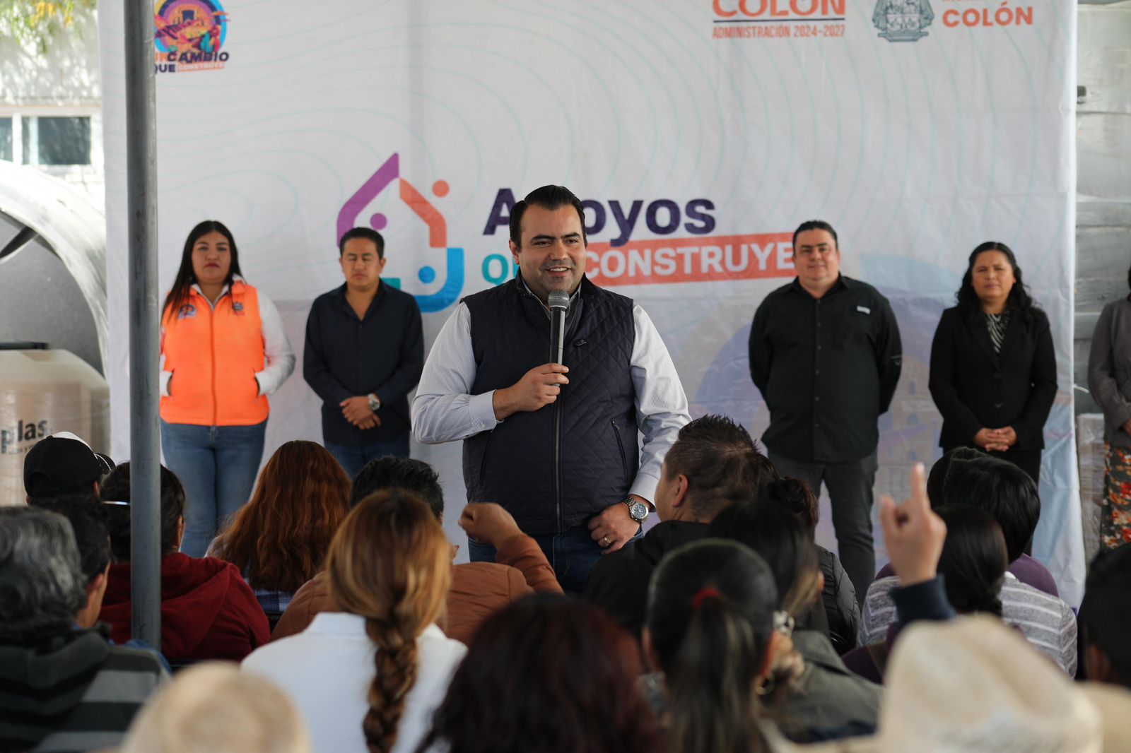 Apoyos a bajo costo, promesas a futuro: Colón activa programa social para vivienda